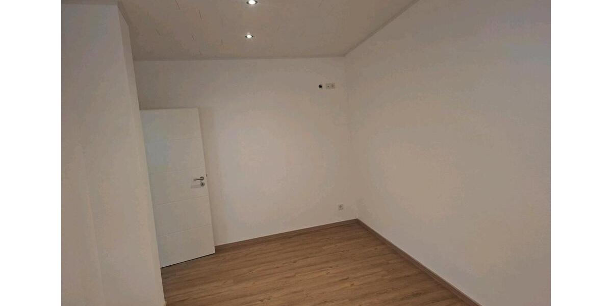 Erdgeschoßwohnung Bollendorf - 4 Zimmer, 90 m&sup2;, 950&euro; | Angebot:26039212