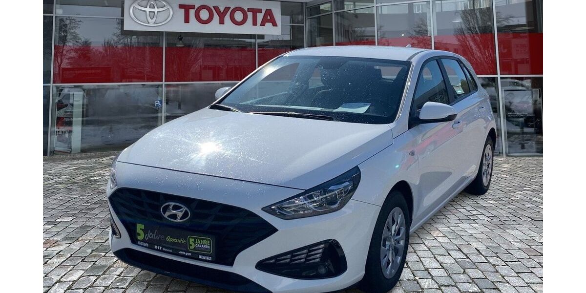 Hyundai i30 80.712 km 10.990 &euro; München 80687