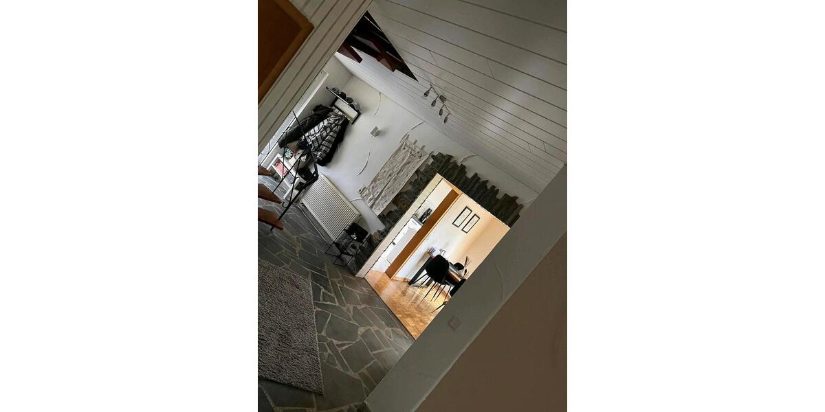 Etagenwohnung Warburg - 3 Zimmer, 100 m&sup2;, 950&euro; | Angebot:26648930
