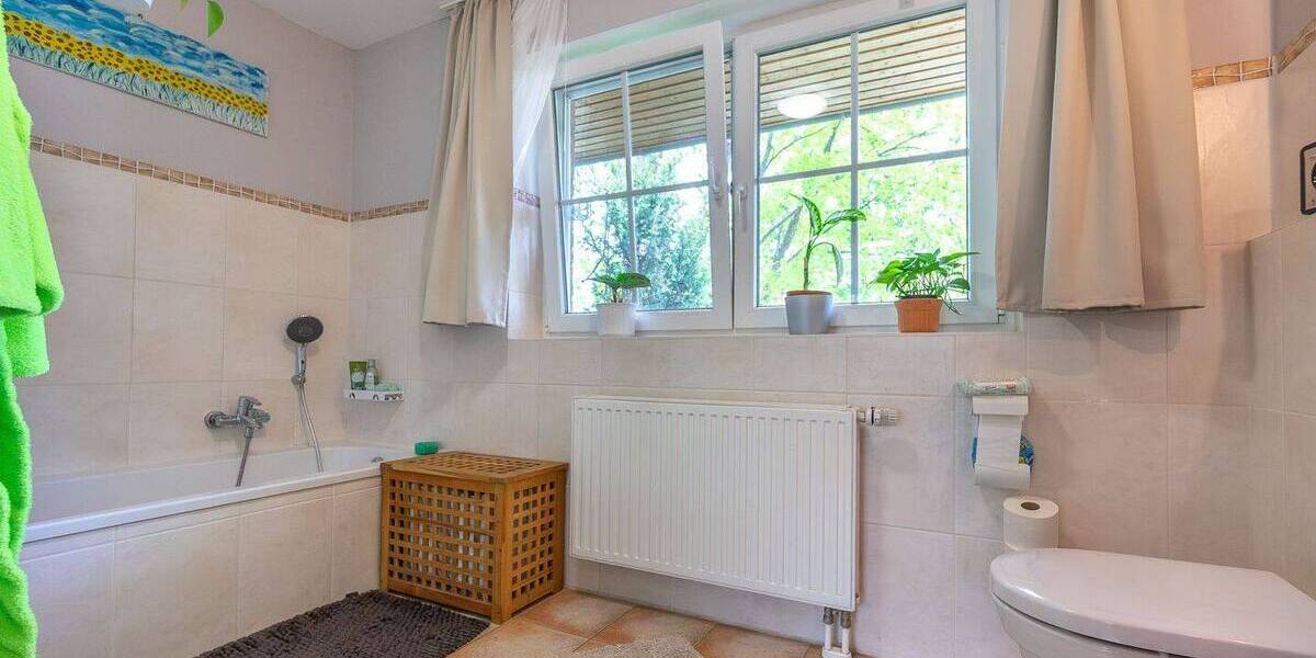 Mehrfamilienhaus, Wohnhaus Dallgow-Döberitz Dallgow - 6 Zimmer, 234 m&sup2;, 699.000&euro; | Angebot:26798509