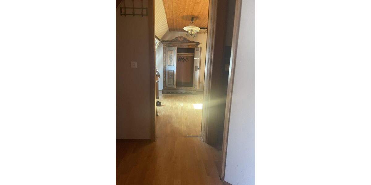 Doppelhaushälfte Frankfurt Harheim - 7 Zimmer, 170 m&sup2;, 690.000&euro; | Angebot:25369650