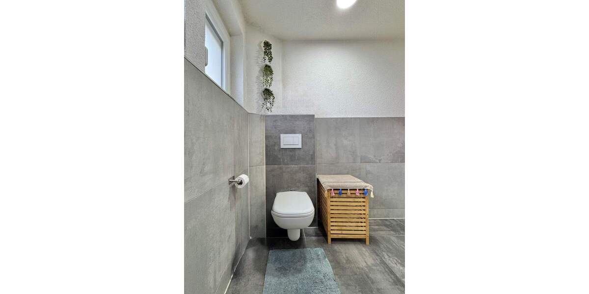 Mehrfamilienhaus, Wohnhaus Oberderdingen - 5 Zimmer, 130 m&sup2;, 395.000&euro; | Angebot:24545040