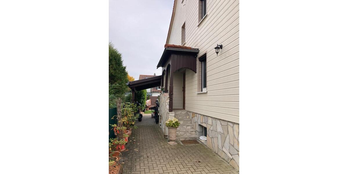 Einfamilienhaus Kirchheim unter Teck - 8.5 Zimmer, 220 m&sup2;, 799.000&euro; | Angebot:25409205