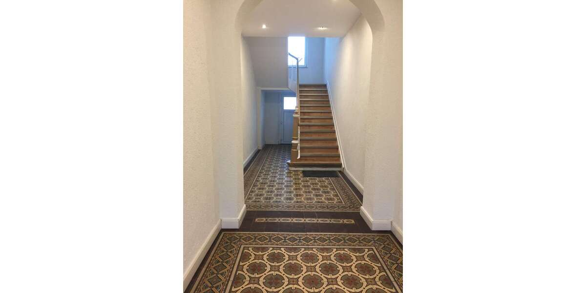 Etagenwohnung Hattingen - 5 Zimmer, 125 m&sup2;, 1.250&euro; | Angebot:24366370