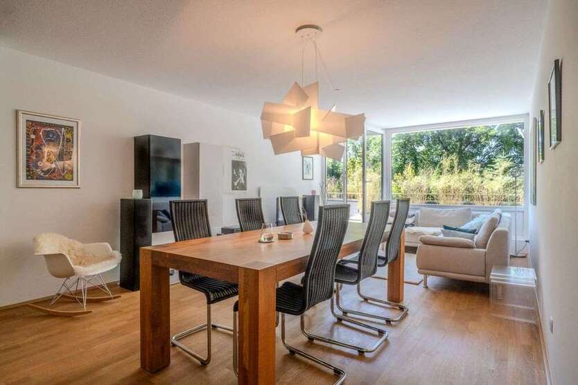 Wohnung zum Kaufen in Düsseldorf 489.000 € 123.49 m²
