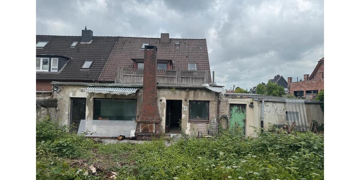 Doppelhaushälfte Bad Schwartau - 7 Zimmer, 190 m&sup2;, 249.000&euro; | Angebot:26837935