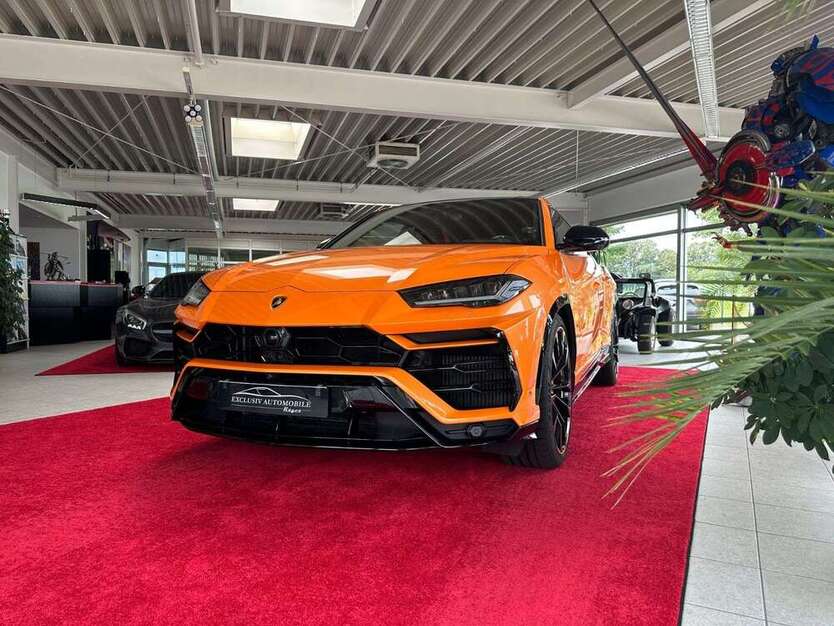 Lamborghini Urus 29.980 km 249.999 € Sehlen 18528