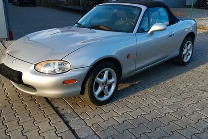 Mazda MX-5 124.672 km 5.400 &euro; Egenhofen 82281