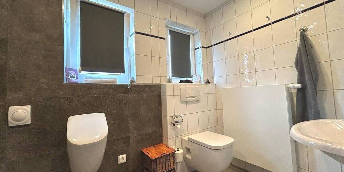 Einfamilienhaus Jever Rahrdum - 8 Zimmer, 201 m&sup2;, 495.000&euro; | Angebot:25984446