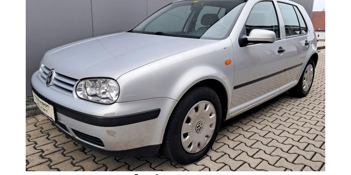 VW Golf 119.709 km 3.990 &euro; Schlüchtern 36381