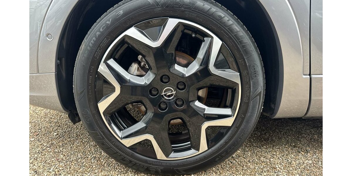 Opel Grandland Ultimate *ACC/Navi/19Zoll Alu/LED/el.Hec 35.065 km 24.790 &euro; Bamberg 96052