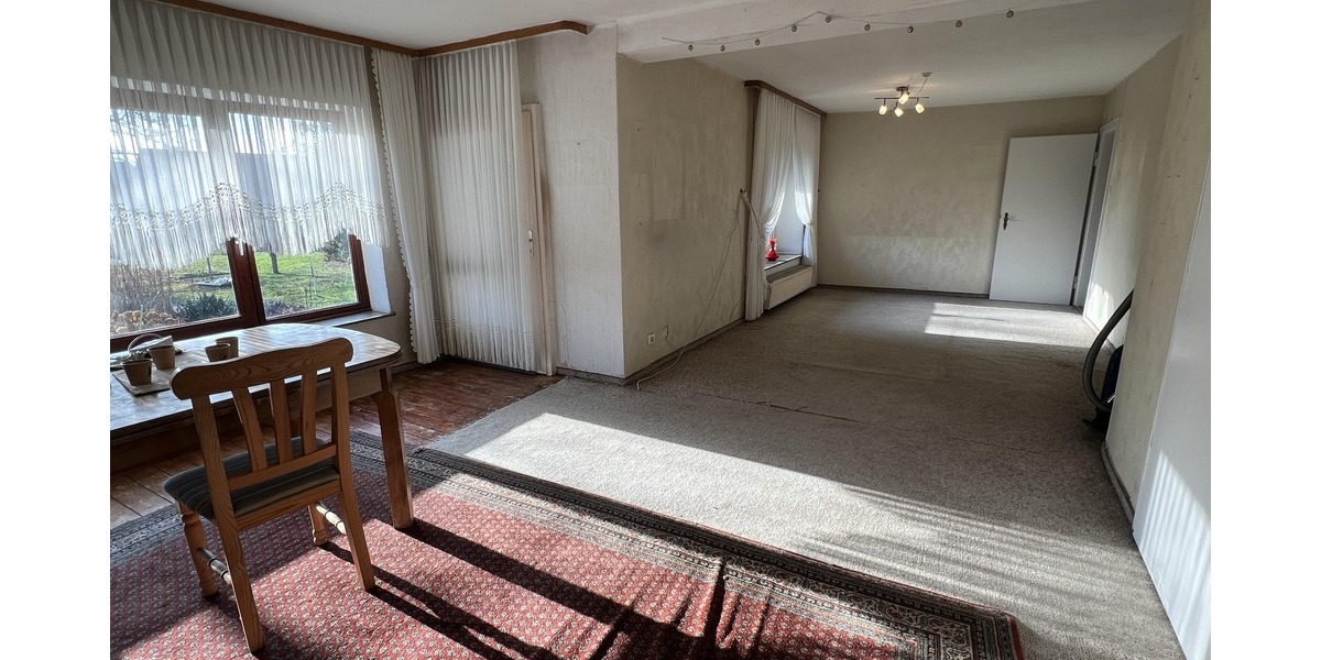 Großzügiges Wohnhaus mit Traumgarten - Zweifamilienhaus Harsum Harsum | Angebot:26480109