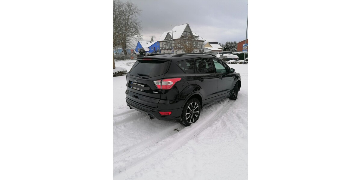 Ford Kuga 128.000 km 12.600 &euro; Wolfenbüttel 38300