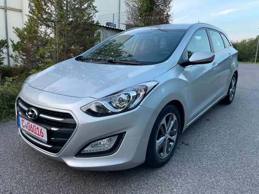 i30