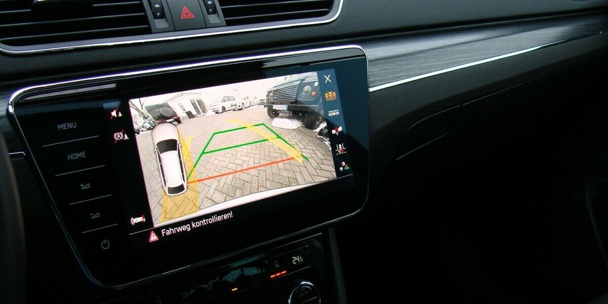 Skoda Superb 2.0TDI Style Pano ACC Columbus Standheizung 26.128 km 36.980 &euro; Falkensee 14612