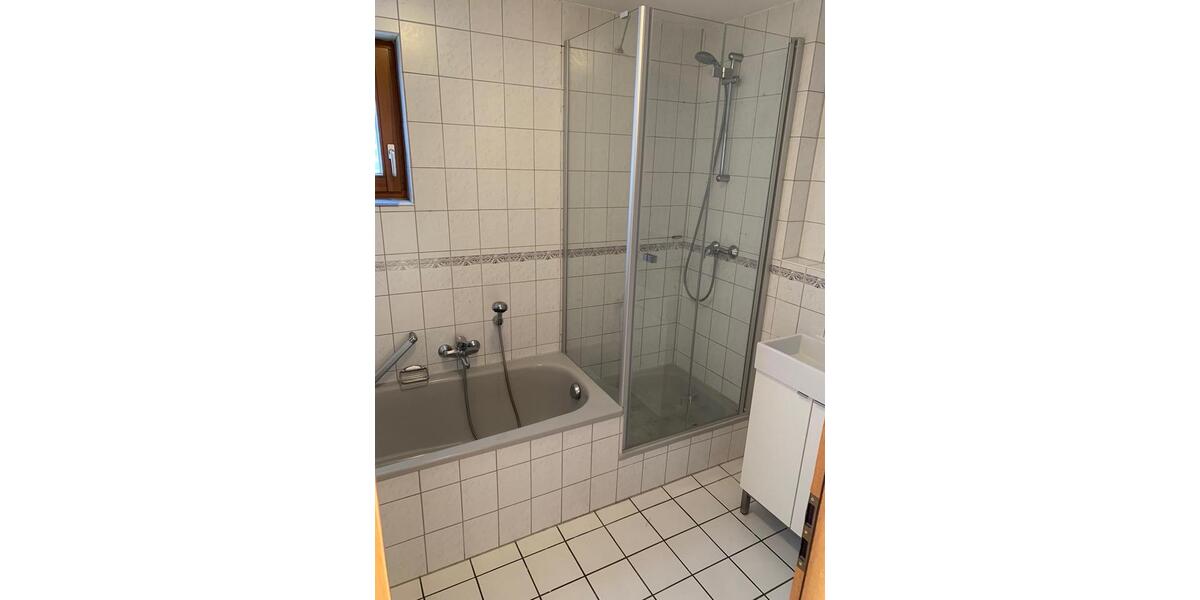 Doppelhaushälfte Heiningen - 4.5 Zimmer, 120 m&sup2;, 1.550&euro; | Angebot:25045036