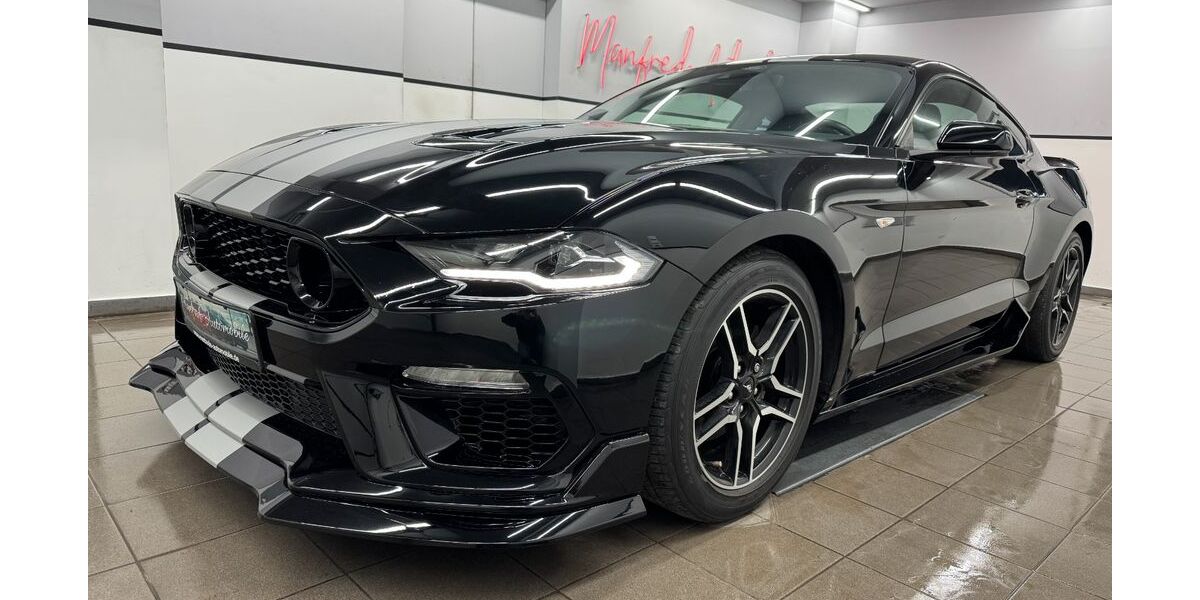 Ford Mustang 49.887 km 30.880 &euro; München 81243