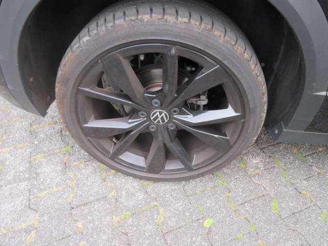 VW T-Roc Cabrio R-Line 1.5 TSI DSG NAVI AHK STANDHEIZ 7.500 km 37.988 &euro; Bergkamen 59192