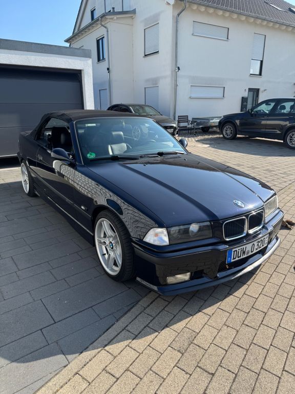 320