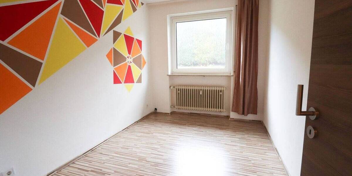 Etagenwohnung Greding - 9 Zimmer, 241 m&sup2;, 450.000&euro; | Angebot:25745121