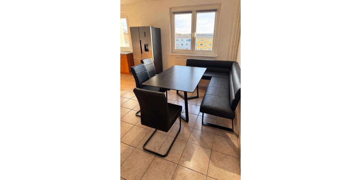 Wohnen auf Zeit Neubrandenburg - 5 Zimmer, 150 m&sup2;, 365&euro; | Angebot:25137078