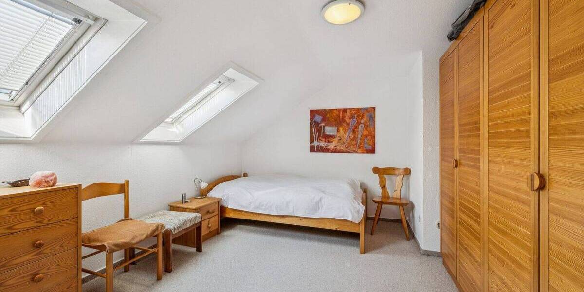 Mehrfamilienhaus, Wohnhaus Geradstetten Geradstetten - 7 Zimmer, 142 m&sup2;, 549.000&euro; | Angebot:26402311