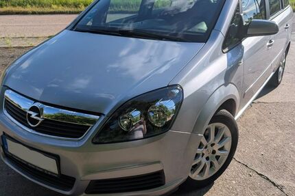 Opel Zafira 330.000 km 1.950 &euro; Kierspe 58566