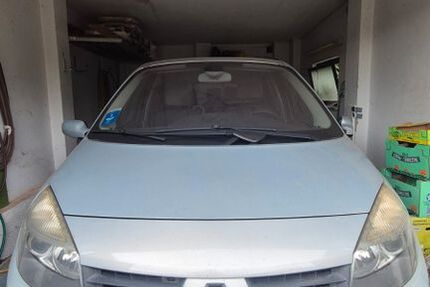 Renault Scenic 99.999 km 2.500 &euro; Niederwiesa 09577