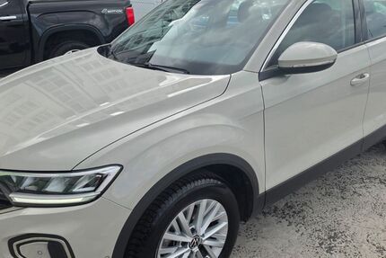 VW T-Roc 40.000 km 17.990 &euro; Mannheim 68159