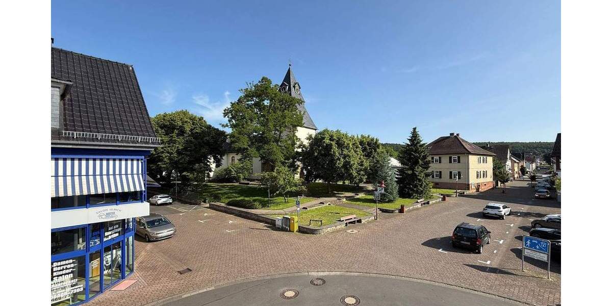 Erstbezug nach Sanierung: Attraktive Single-Pärchen-Wohnung in zentraler Lage von Großen-Buseck 2 zimmer