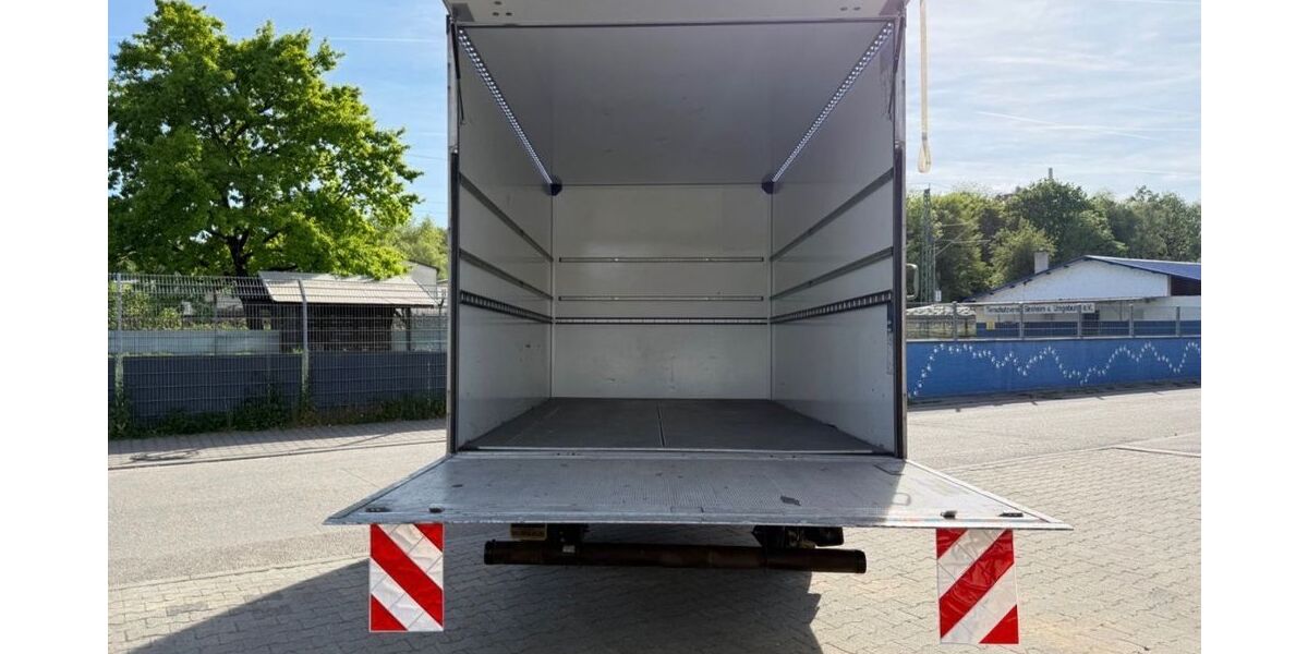 Renault Master 198.800 km 17.800 &euro; Hattersheim am Main 65795