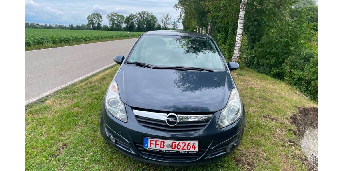 Opel Corsa 136.000 km 2.990 &euro; Gröbenzell 82194