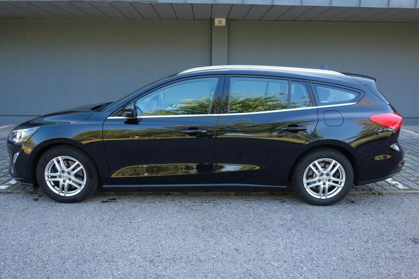 Ford Focus 93.122 km 13.333 € Rosenheim 83026