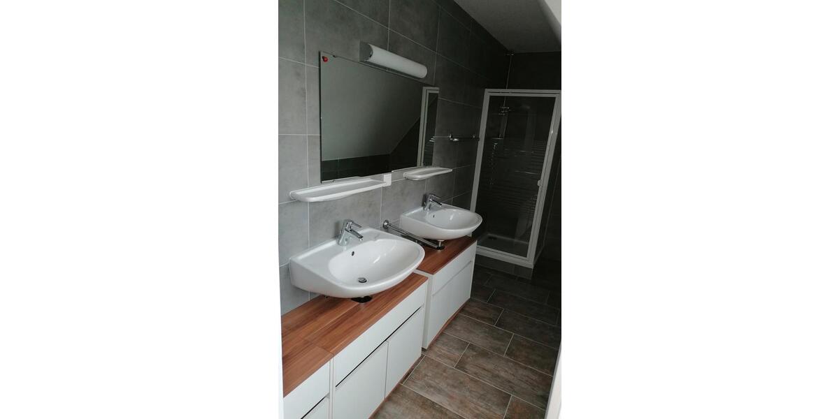 Etagenwohnung Gronau (Westfahlen) - 2 Zimmer, 95 m&sup2;, 850&euro; | Angebot:26375144