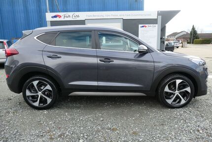 Hyundai TUCSON 125.000 km 17.700 € Leer 26789