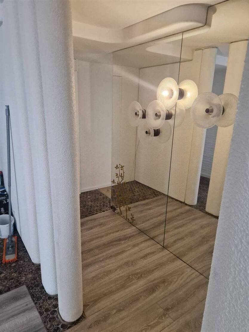 Großzügige 5 Zimmer-Wohnung mit Einbauküche und Terrasse 5 zimmer