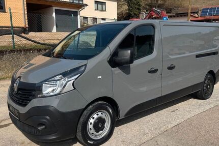 Renault Trafic 171.000 km 7.390 &euro; Alfeld 91236