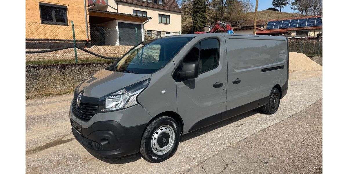 Renault Trafic 171.000 km 7.390 &euro; Alfeld 91236