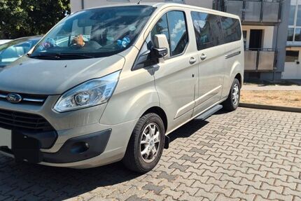 Ford Tourneo Custom 163.000 km 17.000 &euro; Butzbach 35510