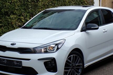 Kia Rio 185.000 km 8.840 € Düsseldorf 40468