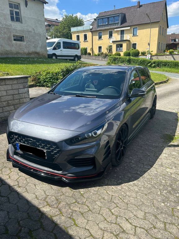Hyundai i30 120.000 km 18.500 € Stadtsteinach 95346