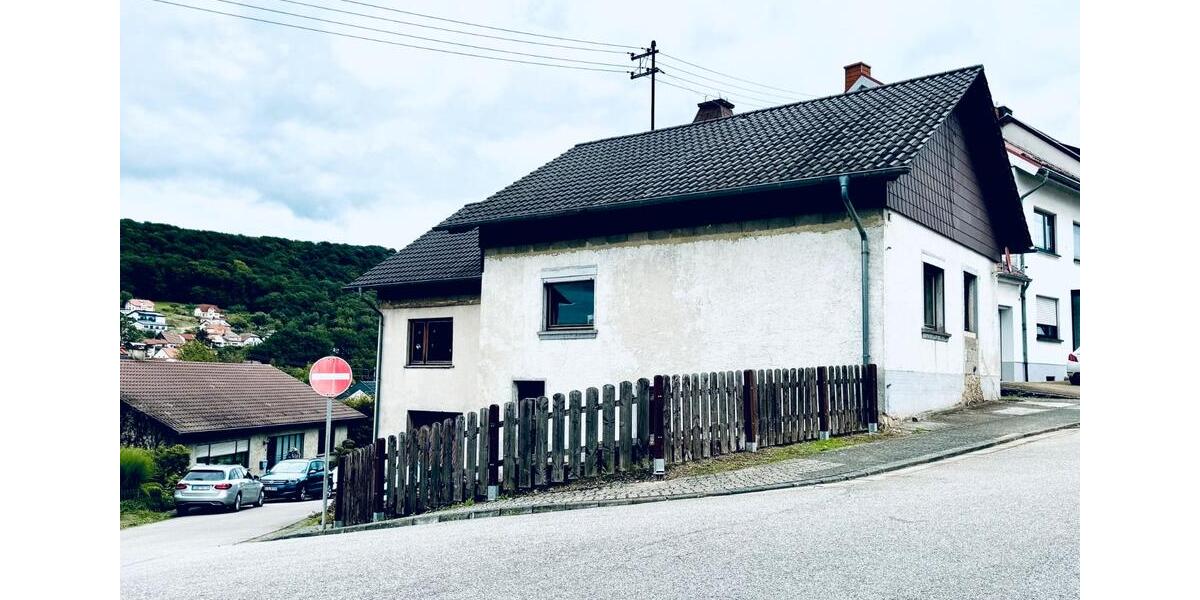 Einfamilienhaus Schmelz - 6 Zimmer, 150 m&sup2;, 89.000&euro; | Angebot:27117405