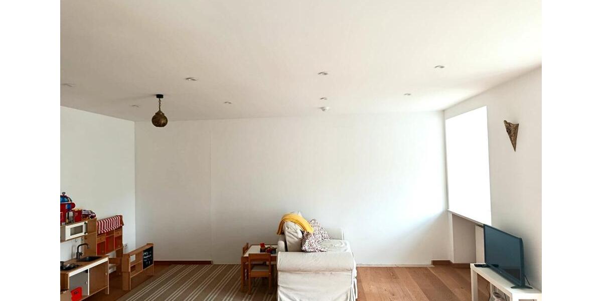 Etagenwohnung Neuburg an der Donau - 2 Zimmer, 66 m&sup2;, 800&euro; | Angebot:26612648