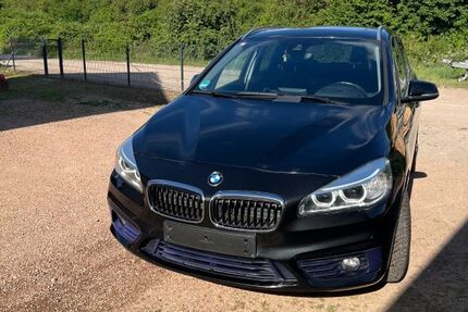 BMW 218 Active Tourer 105.743 km 10.900 &euro; Münster-Sarmsheim 55424