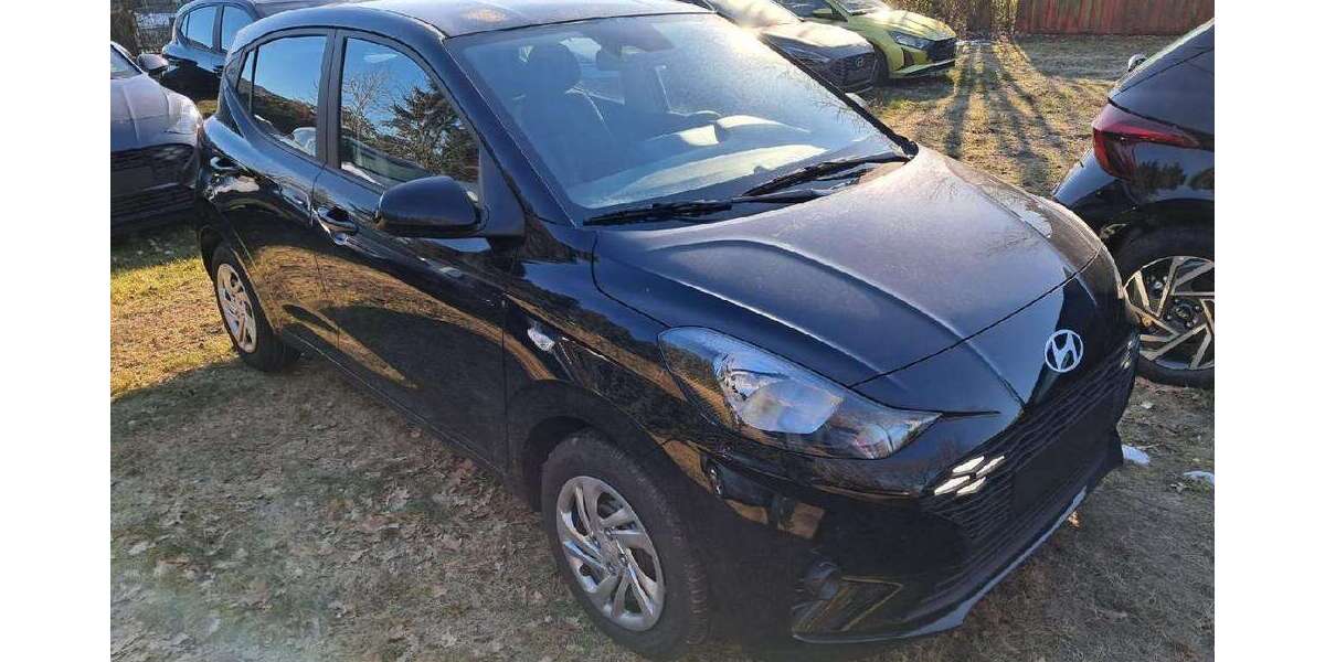 Hyundai i10 2.600 km 16.390 &euro; Schenefeld 22869