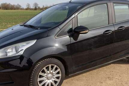 Ford B-Max 102.100 km 4.900 &euro; Barbing 93092