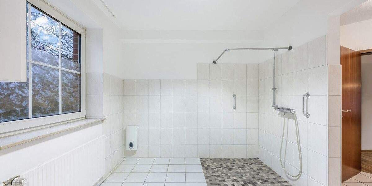 Gewerbeobjekt Lauenburg - 8 Zimmer, 188 m&sup2;, 300.000&euro; | Angebot:25670979