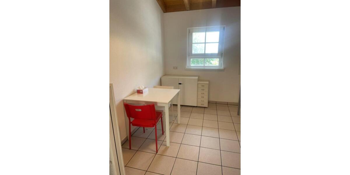Hochparterre Freiburg im Breisgau Munzingen - 3 Zimmer, 92 m&sup2;, 1.350&euro; | Angebot:25305308