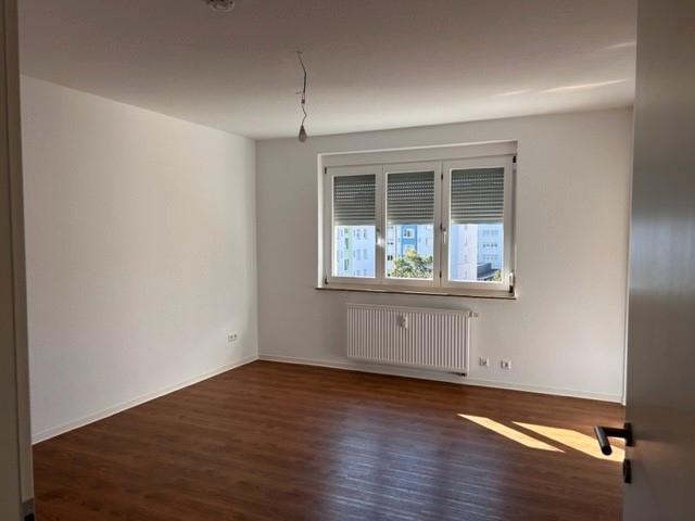 Etagenwohnung Esslingen am Neckar Pliensauvorstadt - 3 Zimmer, 67 m&sup2;, 743&euro; | Angebot:25491527