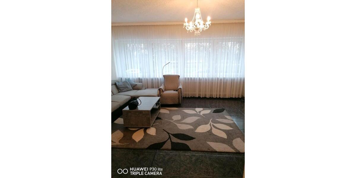 Helle 3-Zimmer-Wohnung + Küche + Bad zu vermieten. 3 zimmer